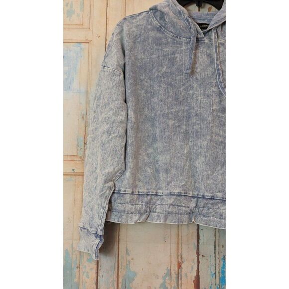 Blanknyc Womens Size M Light Blue Long Sleeve Pullover Denim Hooded Sweatshirt - Picture 6 of 11